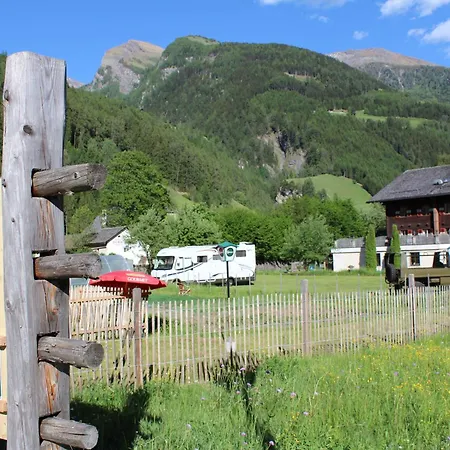 Campingplads Schlosswirts Wohnmobilstellplatz, Schaeferwagen Und Bauwagen Grossglockner Hochalpenstrasse Dollach