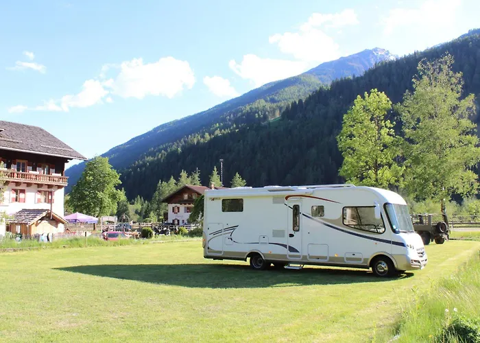 Schlosswirts Wohnmobilstellplatz Und Schaeferwagen